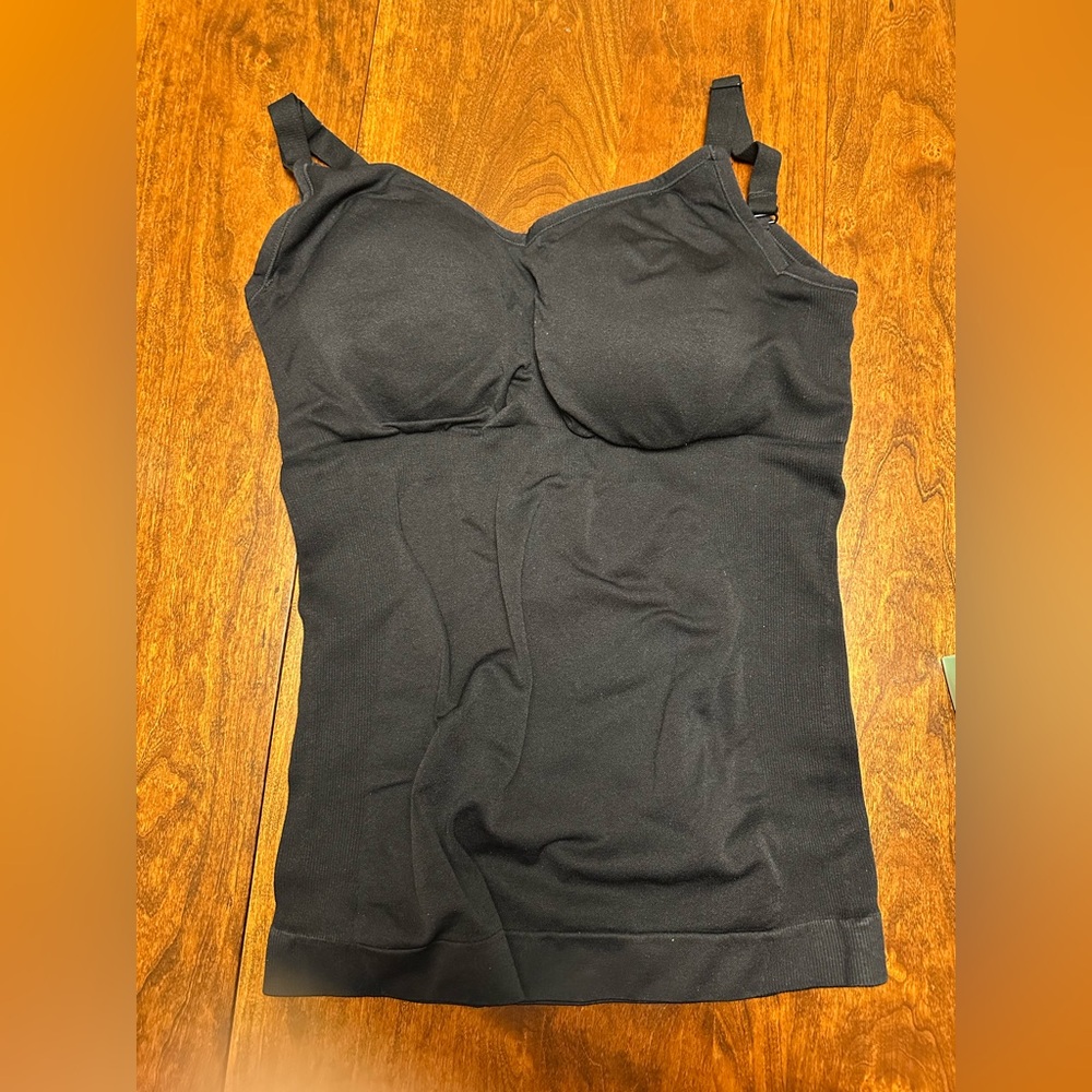 NWOT Knix BlissFit nursing tank XL